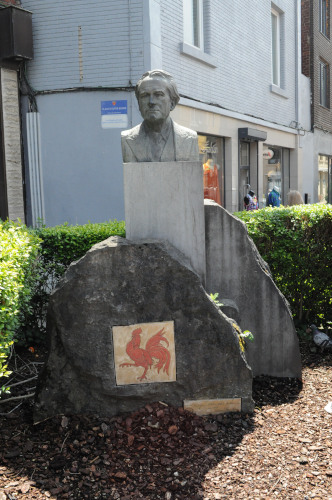 Statue Pierre Paulus